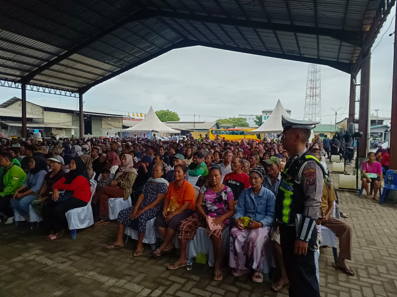 Sambut Hari Bhayangkara ke-80, Polda Sumut dan Polres Pelabuhan Belawan Bagikan 1.500 Paket Sembako
