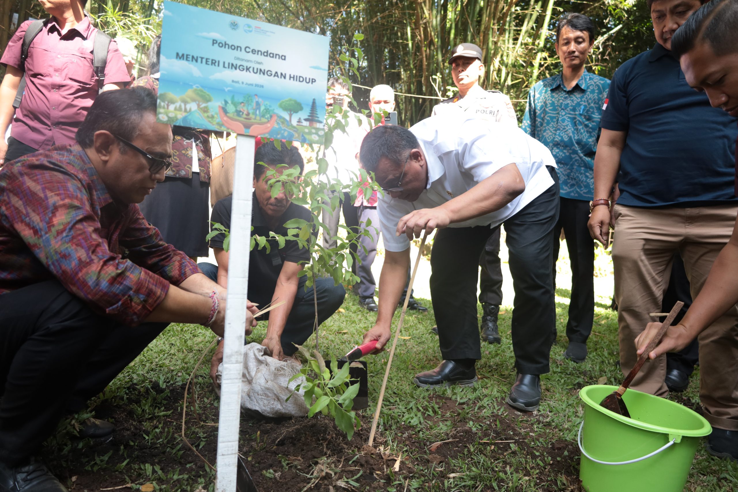 Dari Kumuh Menjadi Ekowisata Mandiri : Menteri LH Jumhur Jadikan Tukad Bindu Bukti Nyata Aksi Iklim Berbasis Komunitas