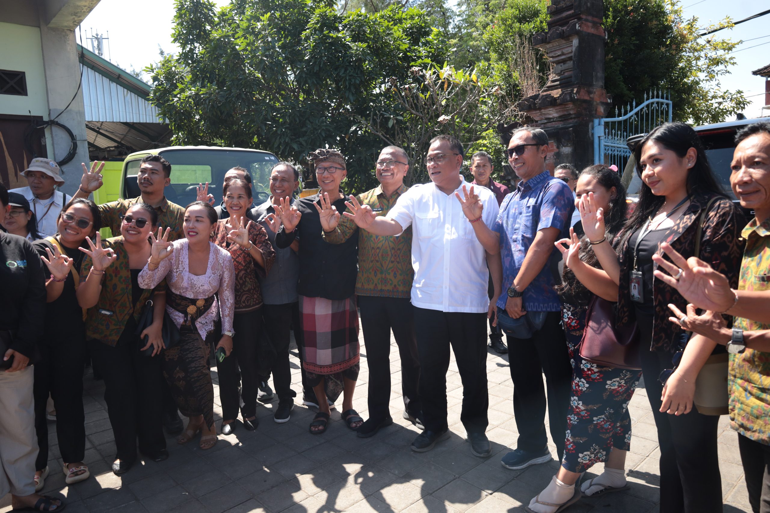 Menteri LH Jumhur Desak Sektor HOREKA Bali Terapkan Standar Green Hospitality Menteri LH Jumhur Desak Sektor HOREKA Bali Terapkan Standar Green Hospitality