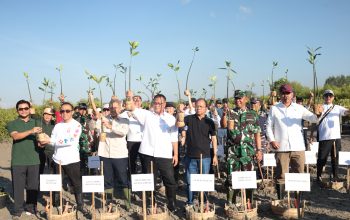 Kebut Target 2 Miliar Pohon, Menteri LH Jumhur Jadikan Bali Barometer Nasional Etika Lingkungan dan Restorasi Ekosistem