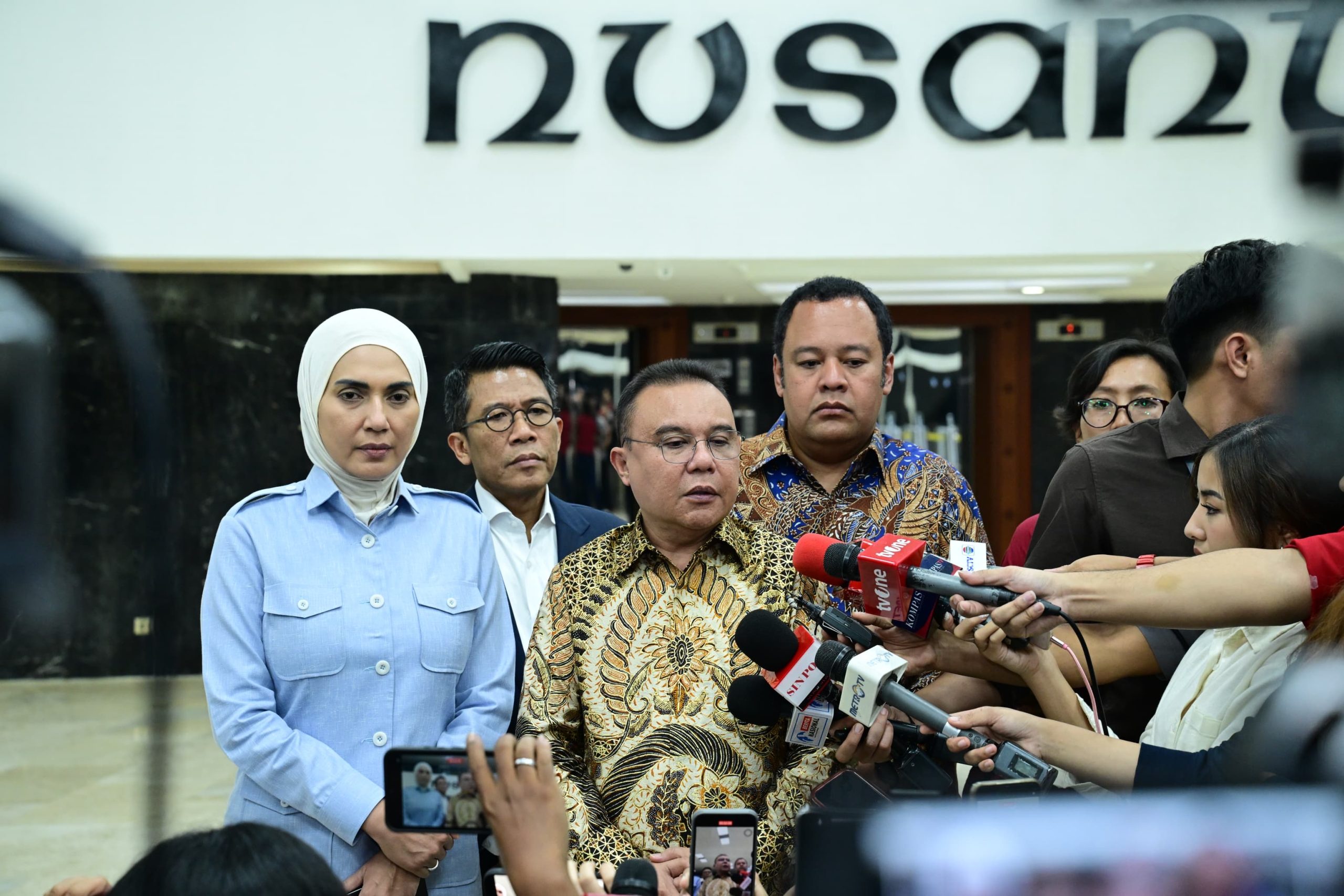 Tanggapi Pergantian Kepala BGN Masih dari Manajemen yang Sama, DPR Tetap Awasi Kinerja Pimpinan Baru