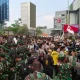Massa Aksi BEM UI Hendak Menuju Bundaran HI Dihadang TNI-POLRI, Ini 5 Tuntutannya