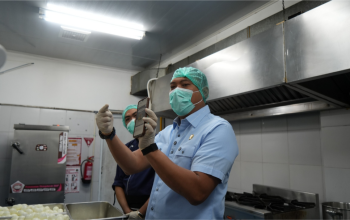 Sidak Kinerja SPPG, Kepala BGN : Dapur MBG Tak Penuhi Standar Juknis Akan Ditindak Tegas Sidak Kinerja SPPG, Kepala BGN : Dapur MBG Tak Penuhi Standar Juknis Akan Ditindak Tegas