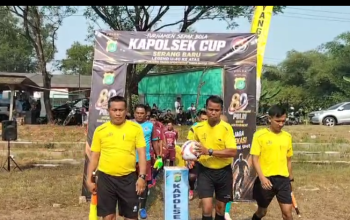 "Kapolsek Cup" Serang Baru Jadi Sarana Pererat Silaturahmi dan Jaga Kamtibmas Wilayah "Kapolsek Cup" Serang Baru Jadi Sarana Pererat Silaturahmi dan Jaga Kamtibmas Wilayah