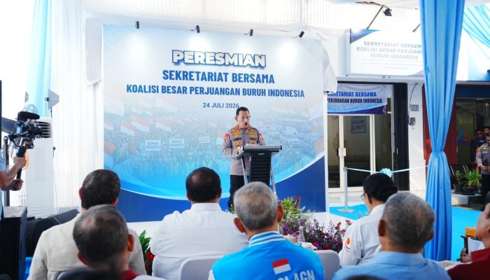 Dukung Perjuangan Kaum Buruh, Kapolri Resmikan Sekretariat Bersama KBPBI Dukung Perjuangan Kaum Buruh, Kapolri Resmikan Sekretariat Bersama KBPBI