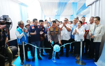 Dukung Perjuangan Kaum Buruh, Kapolri Resmikan Sekretariat Bersama KBPBI