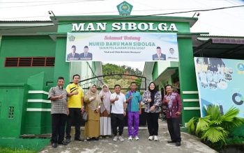 Bus Sekolah Gratis Resmi Beroperasi, Wali Kota Sibolga Pastikan Pelajar Dapat Akses Transportasi Aman Bus Sekolah Gratis Resmi Beroperasi, Wali Kota Sibolga Pastikan Pelajar Dapat Akses Transportasi Aman