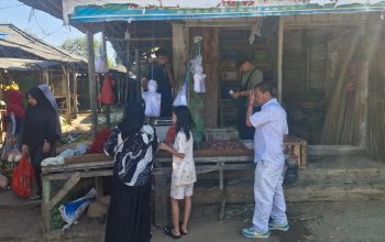 Polres Lampung Utara: Harga Bahan Pokok di Pasar Central Kotabumi Relatif Stabil, Telur Ayam Ras Turun RP.3000 Polres Lampung Utara: Harga Bahan Pokok di Pasar Central Kotabumi Relatif Stabil, Telur Ayam Ras Turun RP.3000