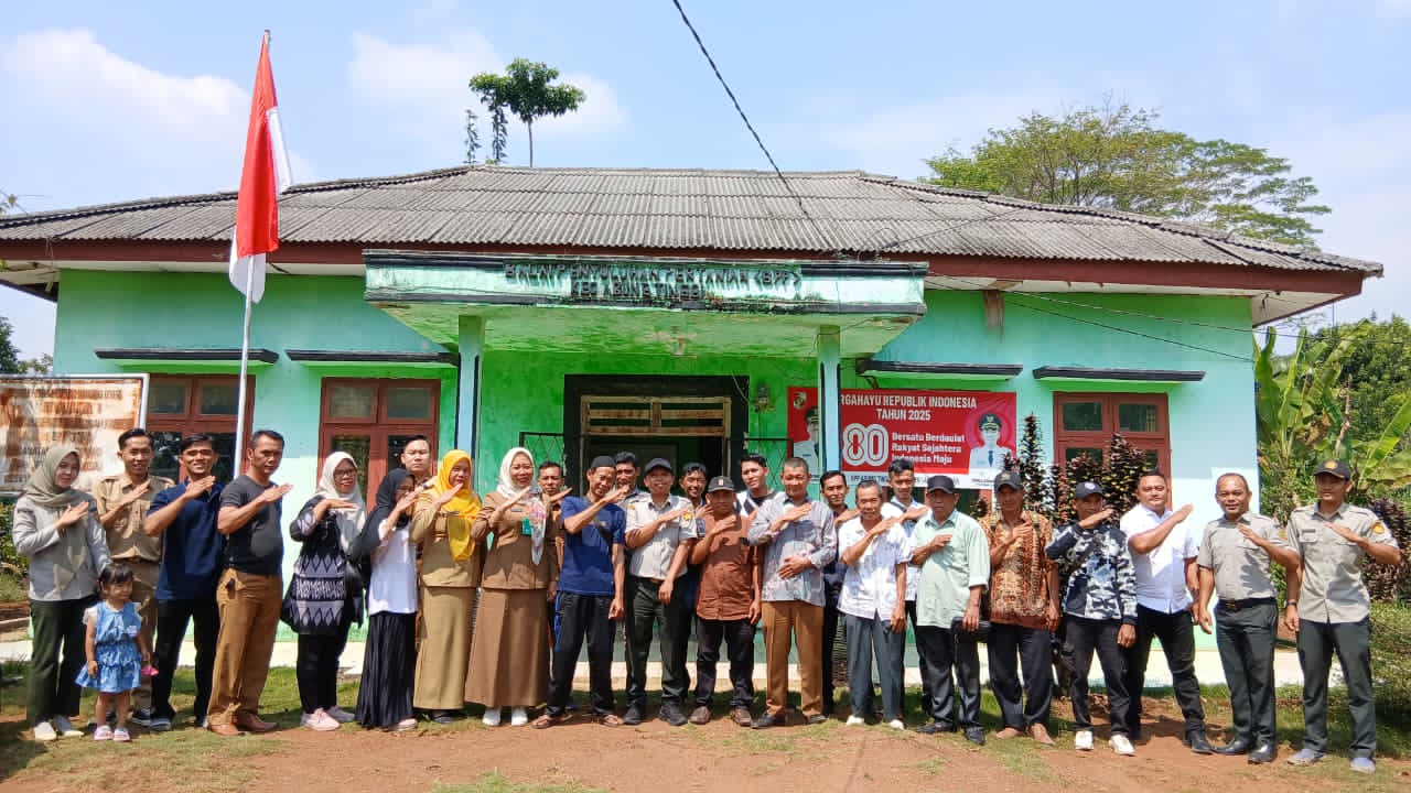 Dinas Perkebunan dan Dinas Peternakan Lampung Utara Dampingi Kelompok Tani Penerima Bantuan Peremajaan Kopi 2026