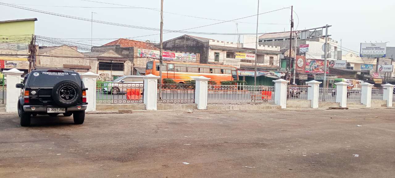 Rapih Mengerjakan Trotoar Drainase dan Pengaspalan serta Pemagaran, Kini Berlanjut Ke area Lantai Bawah-Fasilitas Pasar