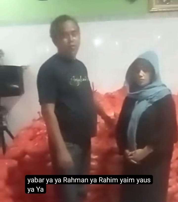 Kepala Desa Cikarang Kota R.A Gunawan Menyantuni Anak-Anak Yatim-Piatu Pada Minggu 26-07-2026,