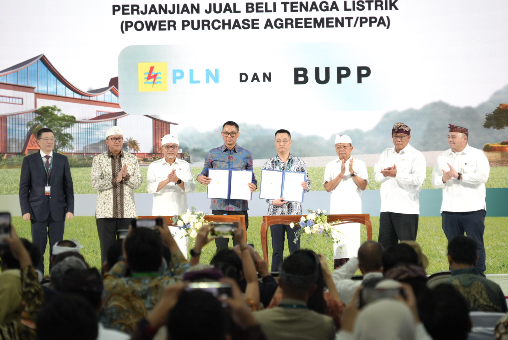 Akhiri Ketergantungan TPA, Menteri LH Jumhur : Transformasi Kelola Sampah Lewat Fasilitas Energi Terbarukan Telah Dimulai di Bali