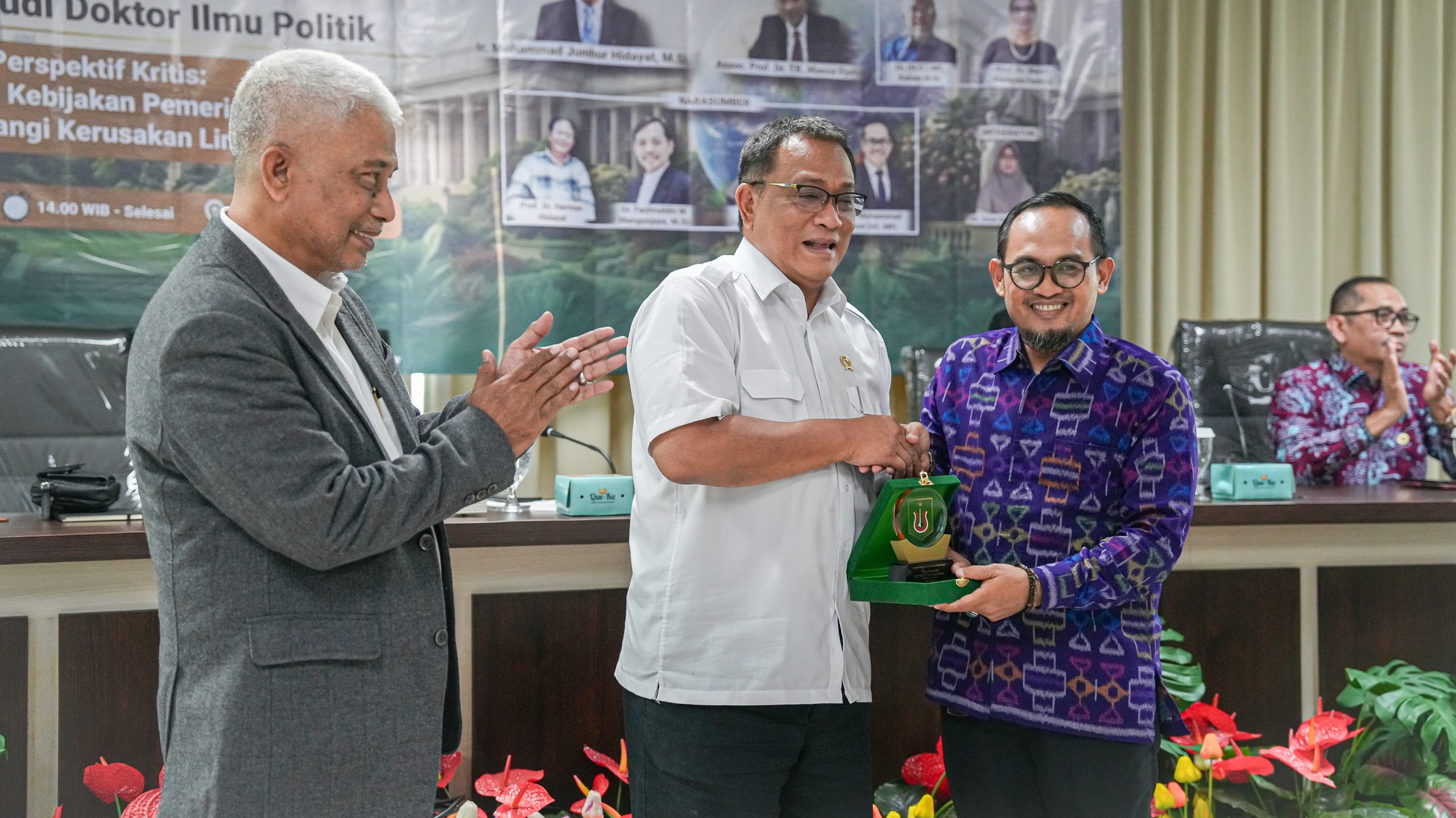 Hadir Diseminar Kampus UNAS, Begini Kata Menteri LH Jumhur dalam Penanggulangan Kerusakan Lingkungan