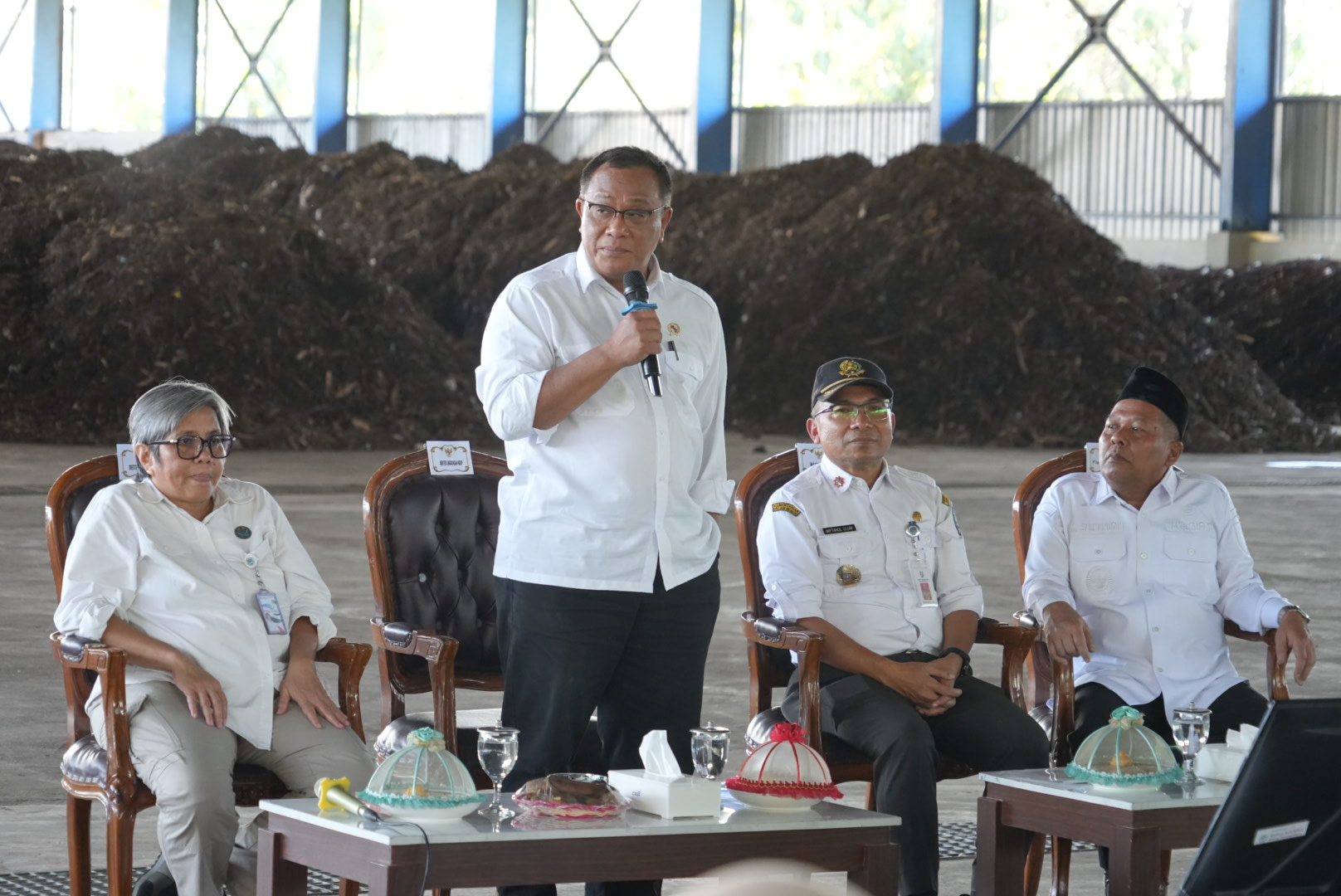 Kunjungan ke Kabupaten Jombang, Menteri LH Jumhur Ubah Paradigma Pengelolaan Sampah Menjadi Peluang Ekonomi Hijau