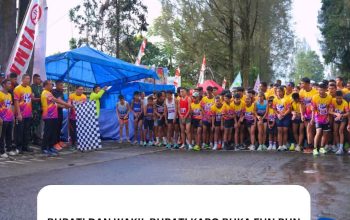 Bupati dan Wakil Bupati Karo Buka Fun Run Festival Bunga dan Buah Tahun 2026