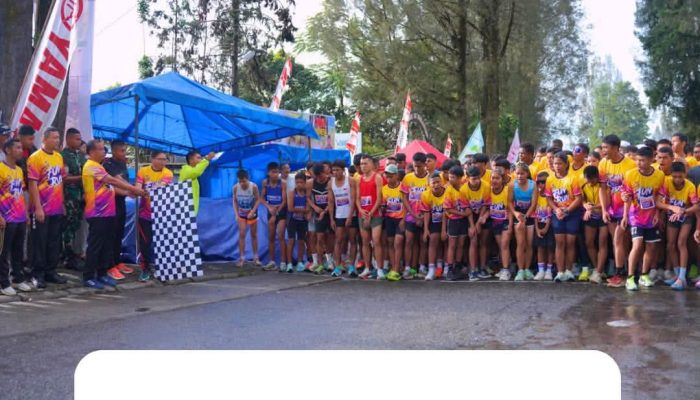 Bupati dan Wakil Bupati Karo Buka Fun Run Festival Bunga dan Buah Tahun 2026