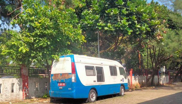 Mati Pajak 2020, Aset Negara Kendaraan Dinas Milik Pemkot Depok Terbengkalai di Balai Rakyat Depok 2