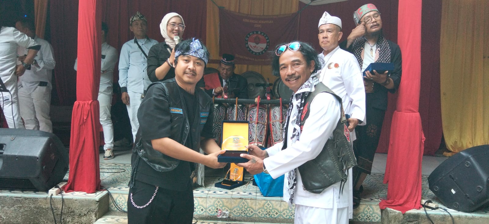 Horas Pasundan Satukan Budaya Sunda dan Batak, Perkuat Persaudaraan dalam Semangat Kebhinekaan Horas Pasundan Satukan Budaya Sunda dan Batak, Perkuat Persaudaraan dalam Semangat Kebhinekaan
