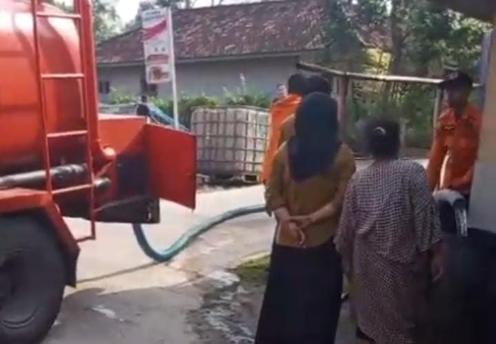 Atasi Krisis Air Bersih, Pemkab Bekasi Instruksikan Para Camat Lakukan Pemetaan Wilayah Rawan Kekeringan