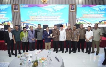 Adanya Fragmentasi Peraturan Memicu Tumpang Tindih, ATR/BPN dan Komisi II DPR Bahas RUU Administrasi Pertanahan Adanya Fragmentasi Peraturan Memicu Tumpang Tindih, ATR/BPN dan Komisi II DPR Bahas RUU Administrasi Pertanahan