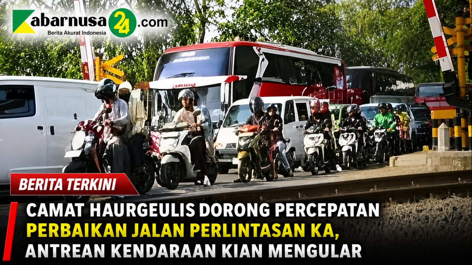 Camat Haurgeulis Dorong Percepatan Perbaikan Jalan Perlintasan KA, Antrean Kendaraan Kian Mengular