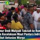 Gubernur Dedi Mulyadi Takziah ke Rumah Korban Kecelakaan Maut Pantura Indramayu, Disambut Antusias Warga
