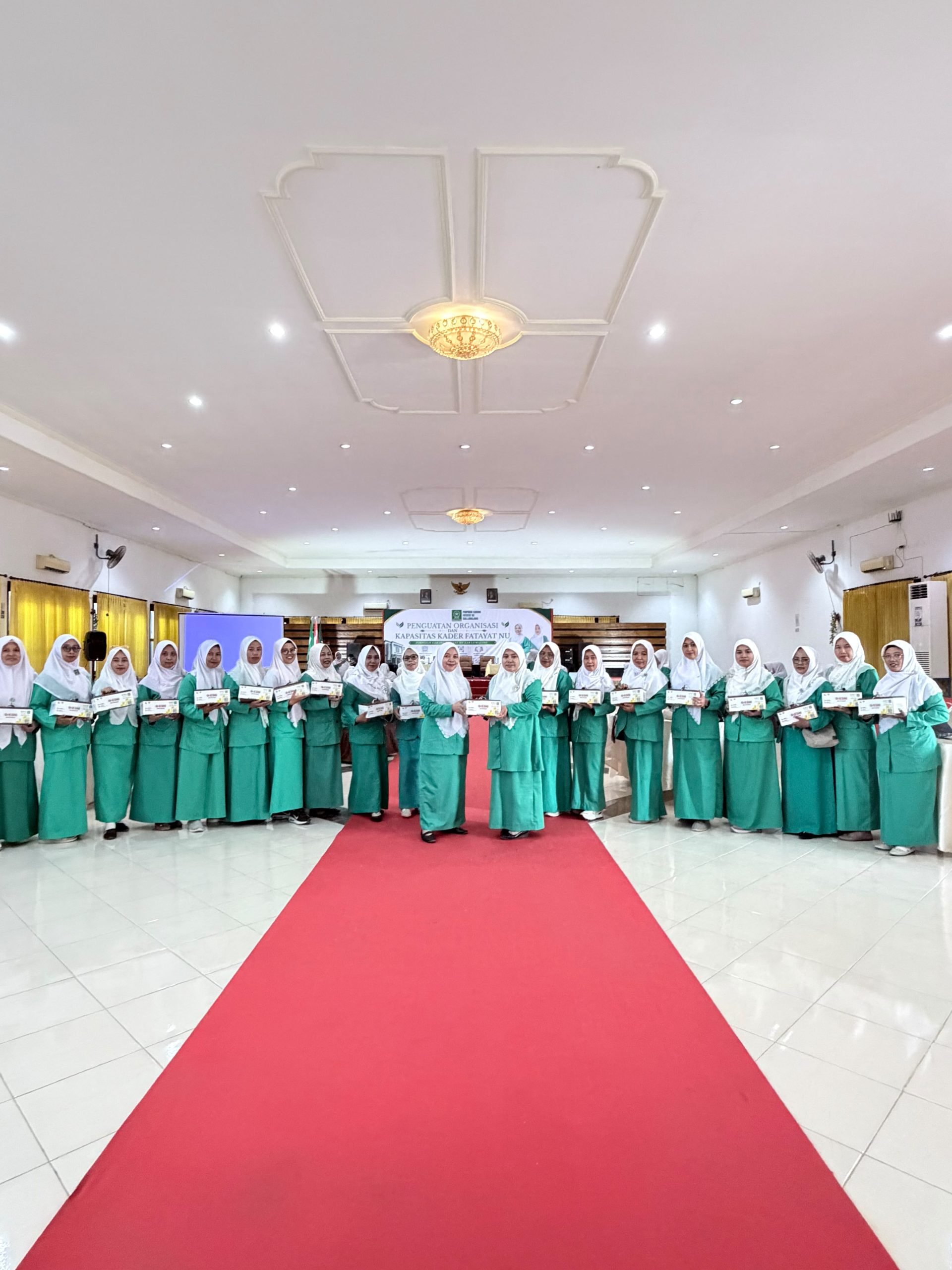Fatayat NU Lumajang Perkuat Kader dan Gandeng Lazismu, Bangun Tata Kelola Zakat yang Profesional