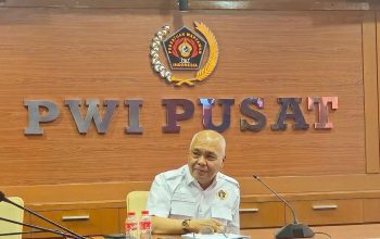 Celotehannya Dinilai Merendahkan Martabat Wartawan, PWI Pusat Kecam Pernyataan Hotman Paris Celotehannya Dinilai Merendahkan Martabat Wartawan, PWI Pusat Kecam Pernyataan Hotman Paris
