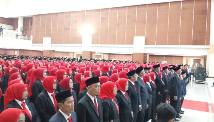 1.564 Anggota BPD Periode 2026–2034 Dilantik, Plt Bupati Bekasi Tekankan Integritas dan Pengabdian untuk Masyarakat