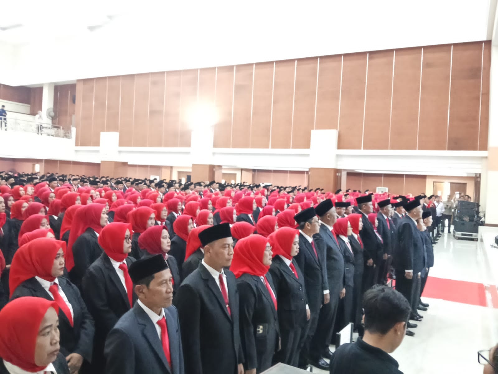 1.564 Anggota BPD Periode 2026–2034 Dilantik, Plt Bupati Bekasi Tekankan Integritas dan Pengabdian untuk Masyarakat