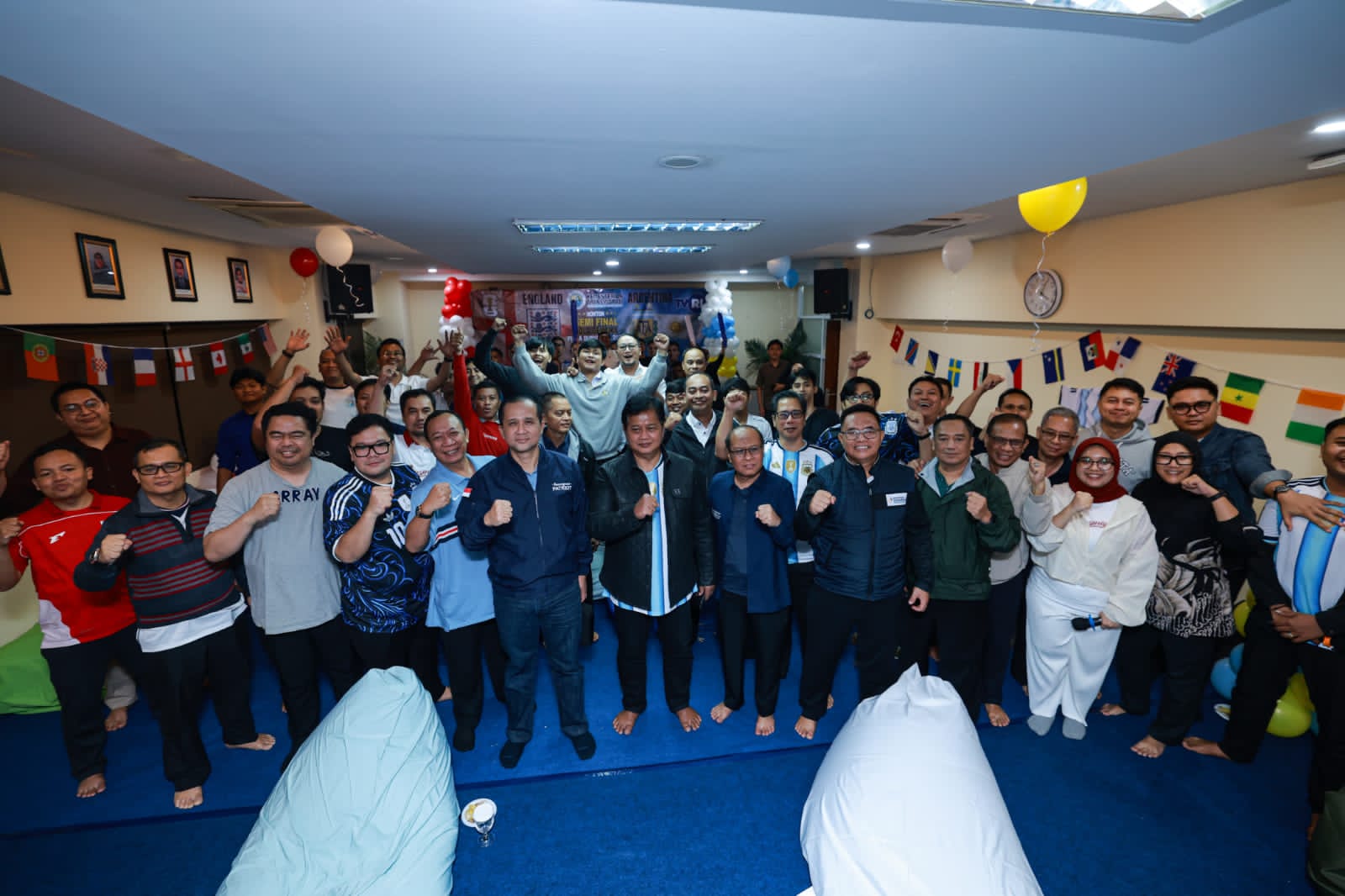 Transmigran Nobar Piala Dunia, Wamen Viva Yoga: Menjaga Sportifitas, Persatuan, dan Spirit Perjuangan