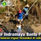 Damkar Indramayu Bantu Petani Bersihkan Saluran Irigasi Tersumbat di Lobener Lor
