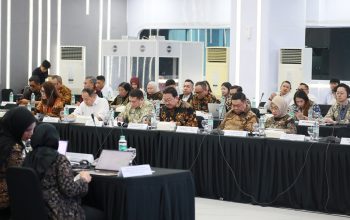 Bersama Joint Coordinating Committee, Wamen ATR/BPN Ossy Buka Rapat Evaluasi Setahun LANDLAB