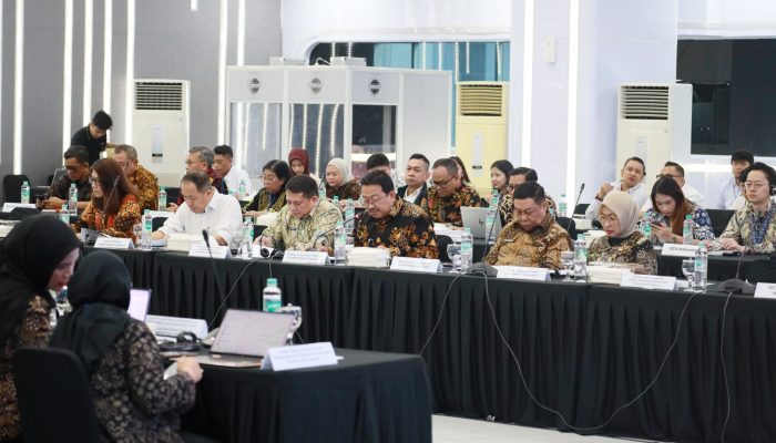 Bersama Joint Coordinating Committee, Wamen ATR/BPN Ossy Buka Rapat Evaluasi Setahun LANDLAB