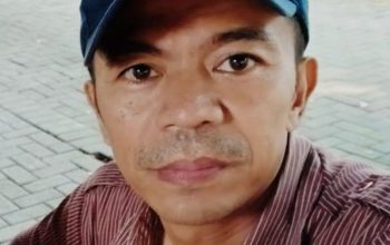 Hakikat Manusia Ketika Nama Rakyat Ada Di Pin DPR Dan Nama Masyarakat Ada Pada Lengan Polisi