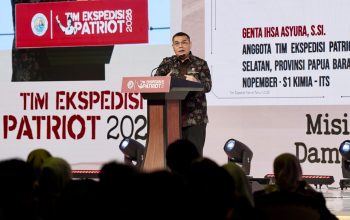 Wamen Ossy Ajak Tim Ekspedisi Patriot Dukung Penataan Ruang dan Pendataan Masalah Pertanahan di Kawasan Transmigrasi Wamen Ossy Ajak Tim Ekspedisi Patriot Dukung Penataan Ruang dan Pendataan Masalah Pertanahan di Kawasan Transmigrasi