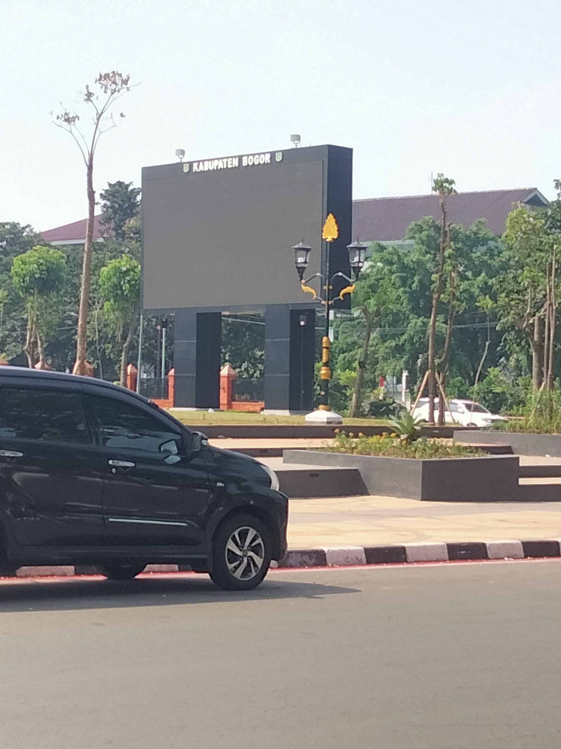 Layar Videotron Dilingkungan Milik Pemkab Bogor Tidak Berfungsi Maksimal