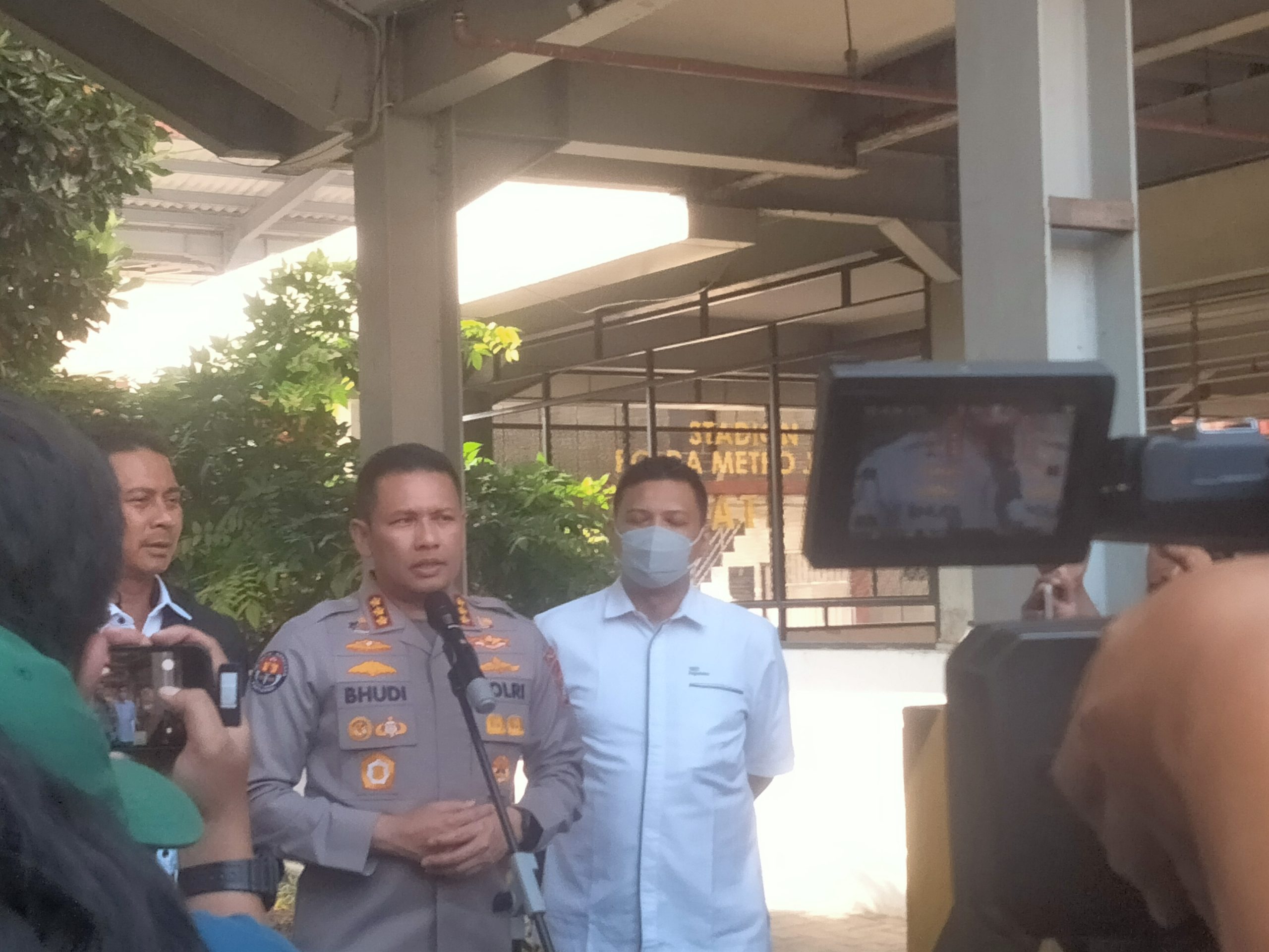 Polda Metro Jaya : Barang Bukti Emas 74Kg Kasus Eks Jampidsus Diuji Keasliannya di Pegadaian