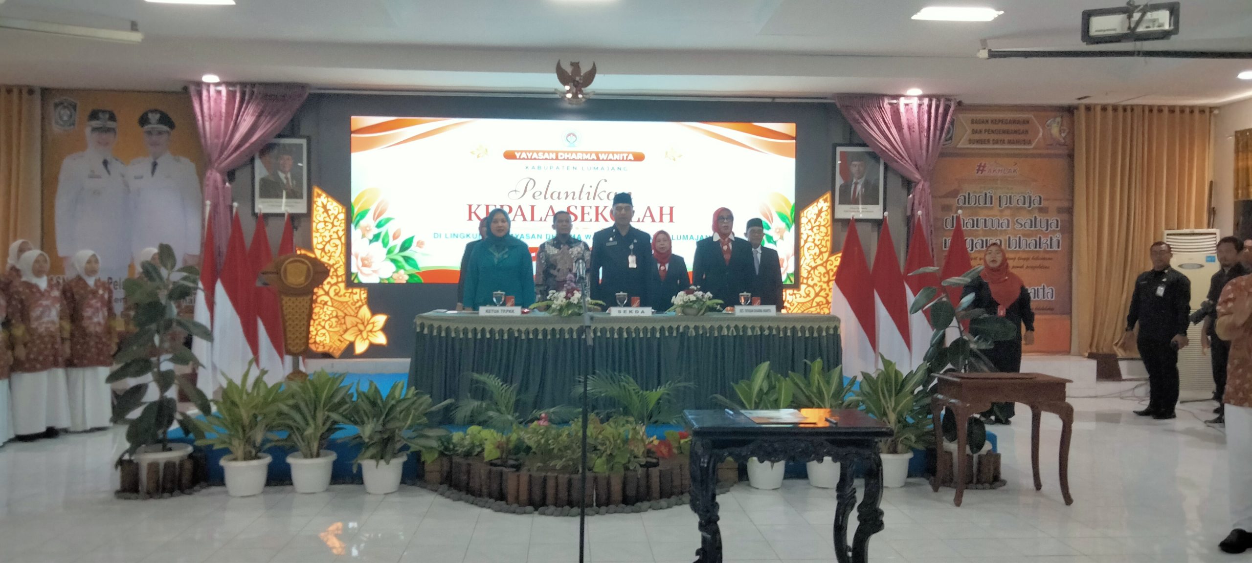 67 Guru TK Dharma Wanita Lumajang Dilantik, Sekda Tekankan Kepemimpinan yang Humanis dan Ramah Anak