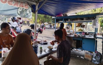 Bakso Pak Pri, Sensasi Bakso Lezat di Jantung Kota Sumenep, Pilihan Pas untuk Pecinta Kuliner