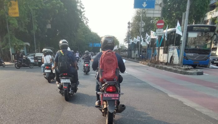 Sudah Mati Pajak 2023, Kendaraan Motor Dinas Plat Merah Wilayah Bogor Berkeliaran Hari Libur