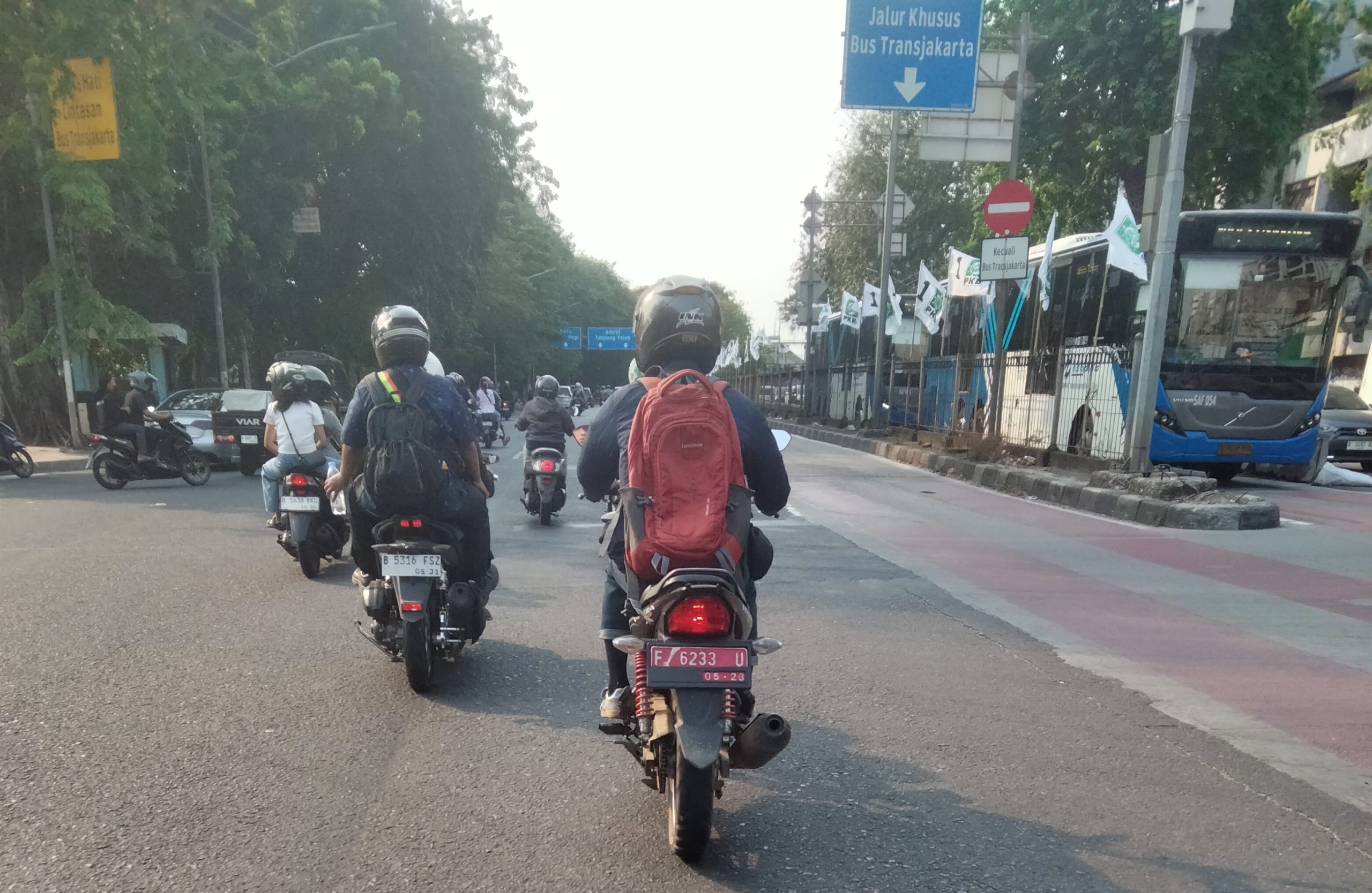 Sudah Mati Pajak 2023, Kendaraan Motor Dinas Plat Merah Wilayah Bogor Berkeliaran Hari Libur