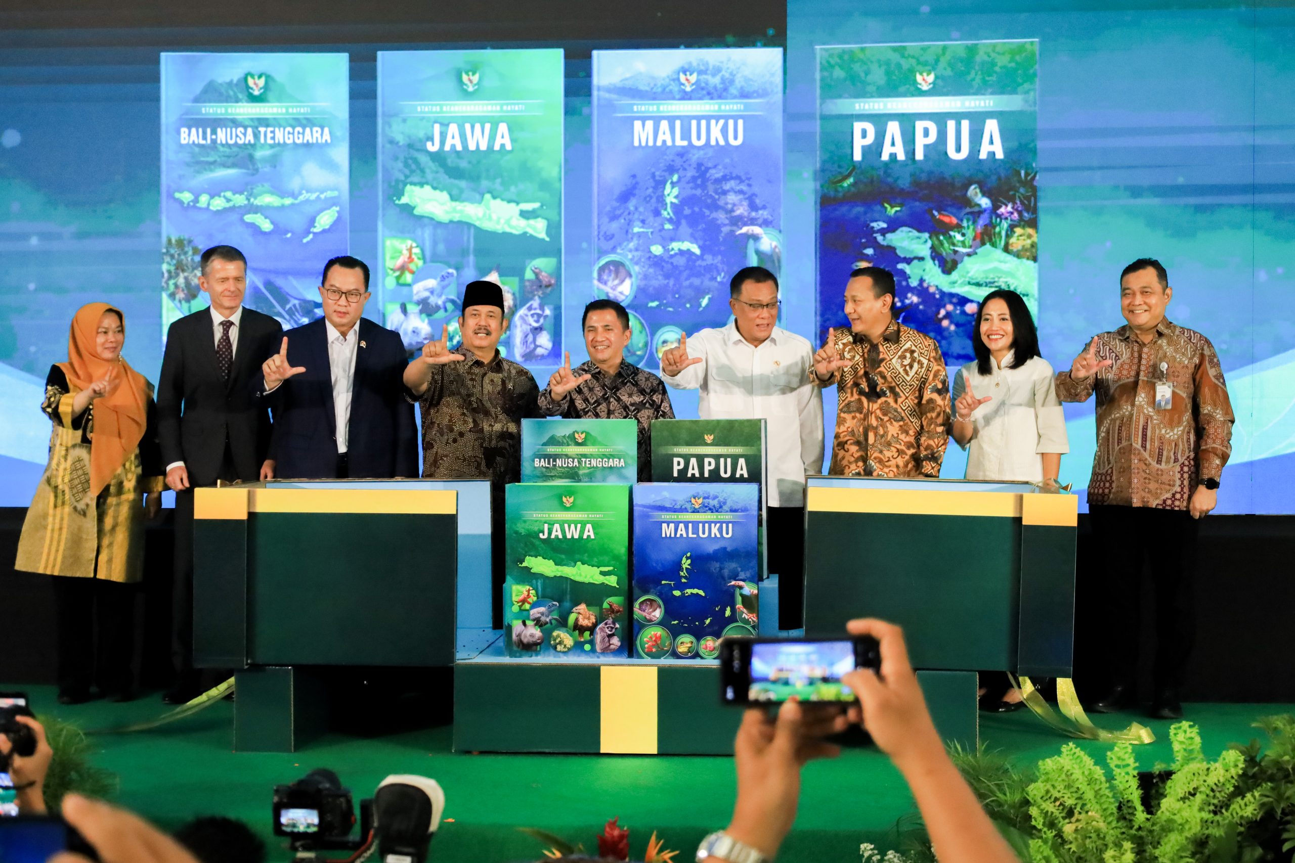 Menteri LH Jumhur : Kekayaan Hayati Indonesia, Harta Karun Bangsa Menuju Era Ekonomi Hijau
