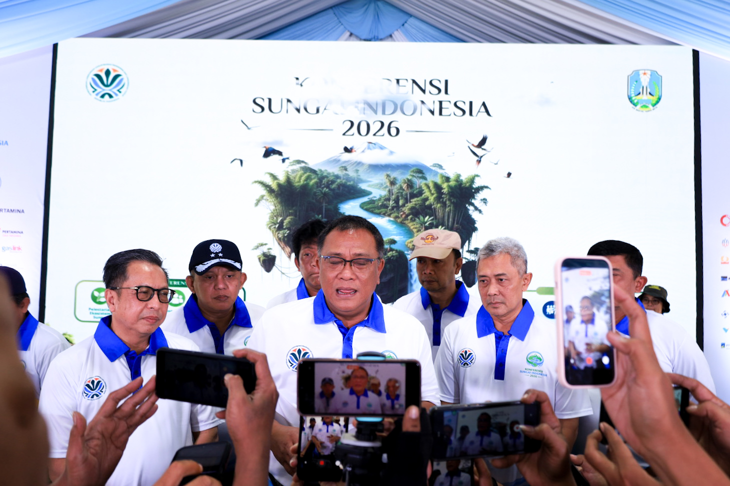 Menteri LH Jumhur : Komunitas Sungai Jadi Garda Terdepan Gerakan Pulihkan Sungai Indonesia