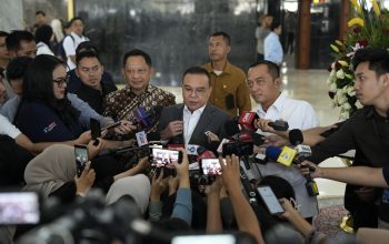 Perpres Ojol Segera Final, Dasco Pastikan DPR Terus Kawal Perlindungan Perpres Ojol Segera Final, Dasco Pastikan DPR Terus Kawal Perlindungan