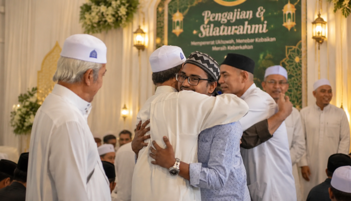 Khutbah Jumat: Momentum Keagamaan Jadikan sebagai Akar Penguat Tali Persaudaraan