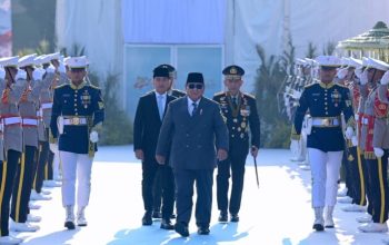 Peringati Hari Bhayangkara Ke-80, Prabowo Tegaskan Tugas Polri Harus Selalu Hadir Melindungi, Melayani, dan Mengabdi kepada Rakyat Peringati Hari Bhayangkara Ke-80, Prabowo Tegaskan Tugas Polri Harus Selalu Hadir Melindungi, Melayani, dan Mengabdi kepada Rakyat