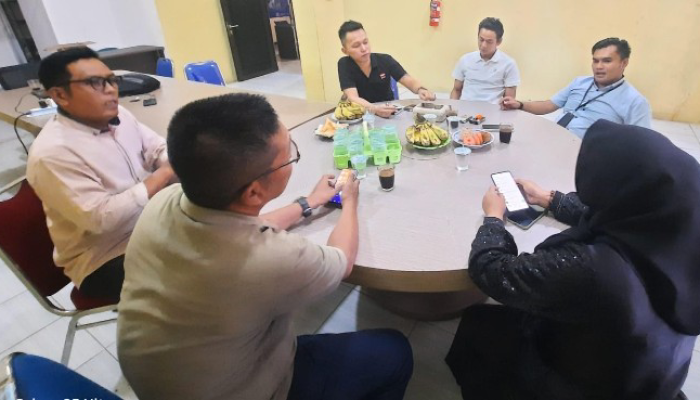 Klarifikasi Kepala Desa Kuripan Dan Resmi di Dampingi oleh Kantor Hukum Fortuna & Zevanna Law Firm