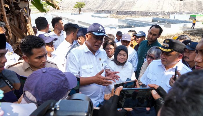 Menteri LH Jumhur Pastikan Percepatan Proyek Sampah Jadi Energi dan Cegah Kebakaran TPA di Makassar