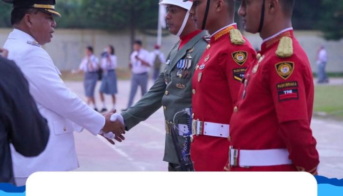Bupati Karo Ikuti Upacara Serenade dan Penurunan Bendera HUT ke-81 RI